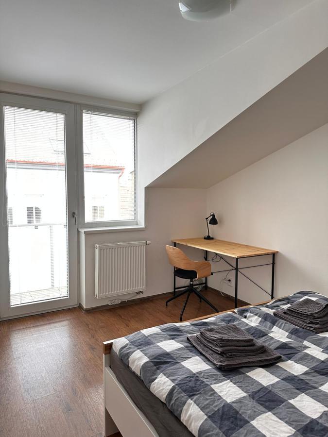 Apartman Ab Kryte Parkovani Zdarma 捷克布杰约维采 外观 照片